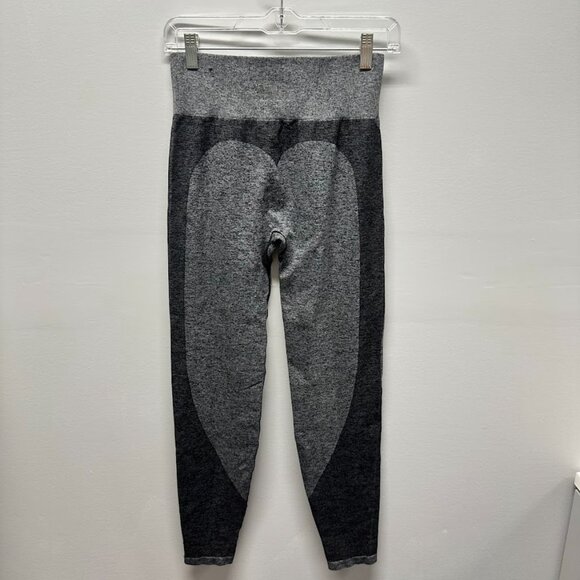 Victoria's Secret PINK High Waisted Seamless Yoga Leggings Gray Black Sz Medium - Picture 5 of 8